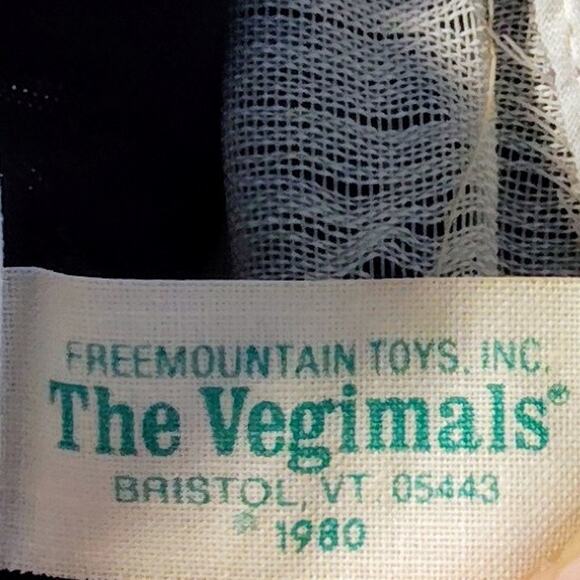 Vintage 1980 The Vegimals Whale Freemountain Toys Hat Blue/ Purple Snapback Cap - Picture 5 of 10
